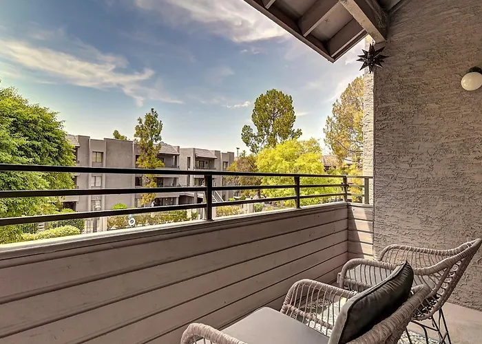 Charming Comfy In The Heart Of Old Town *