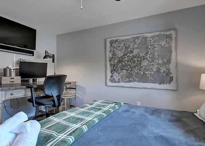 Charming Comfy In The Heart Of Old Town Scottsdale